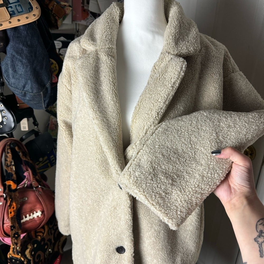 Daily Ritual Teddy Coat Large - Picture 3 of 7